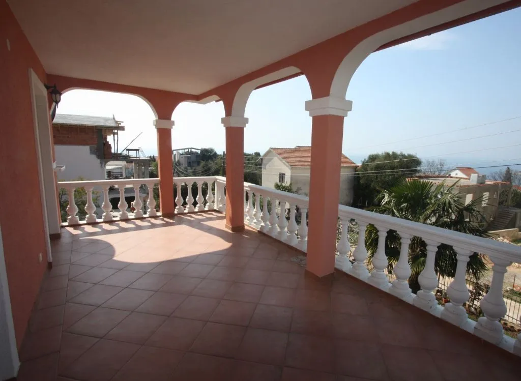 Sale, house, 130m², Utjeha, Bar