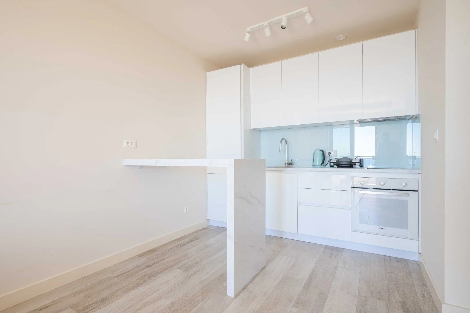 Sale, one bedroom apartment, 46m², Petrovac, Budva