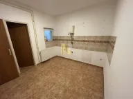 Izdavanje, dvosoban stan, 51m², Grbavica, Novi Sad Sve Podlokacije - image 3