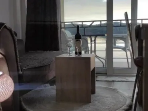 Izdavanje, garsonjera, 40m², Tivat, Crna Gora - image 6