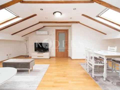 Izdavanje, dvosoban stan, 75m², Stari Aerodrom, Podgorica