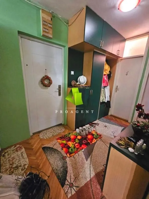 Prodaja, dvosoban stan, 60m², Medijana, Niš