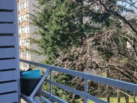 Stan in Kanarevo Brdo