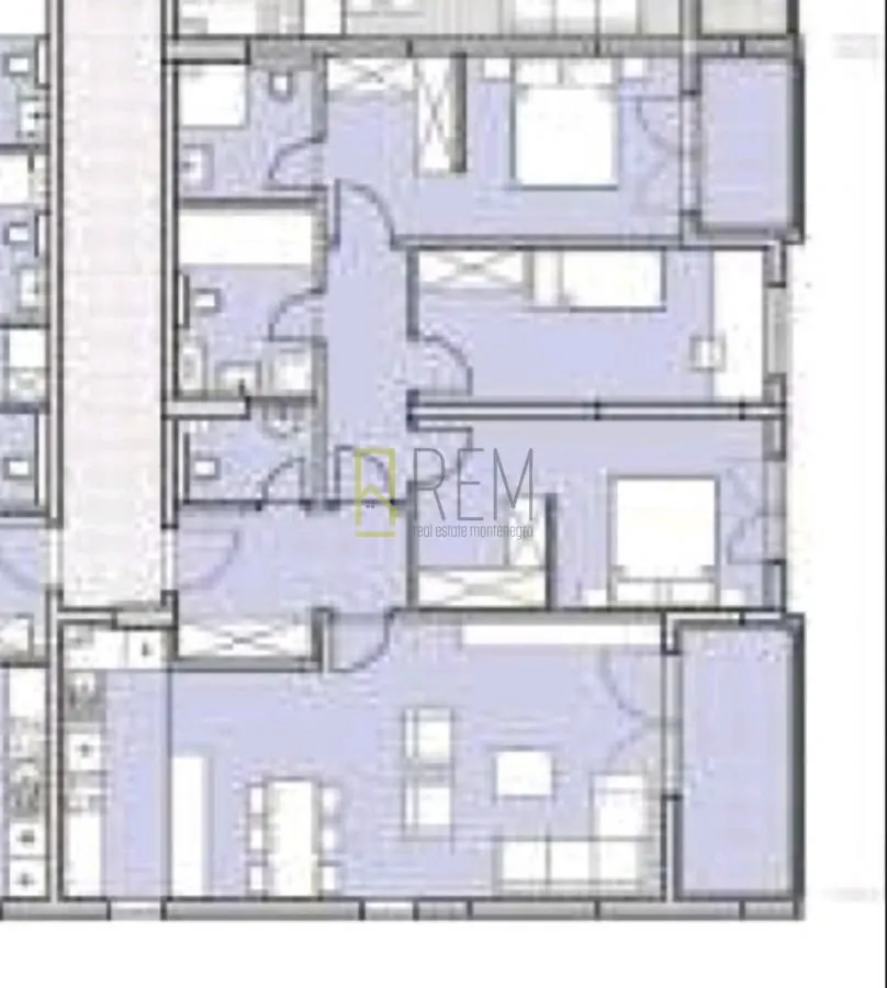 Prodaja, trosoban stan, 110m², Tološka šuma, Podgorica