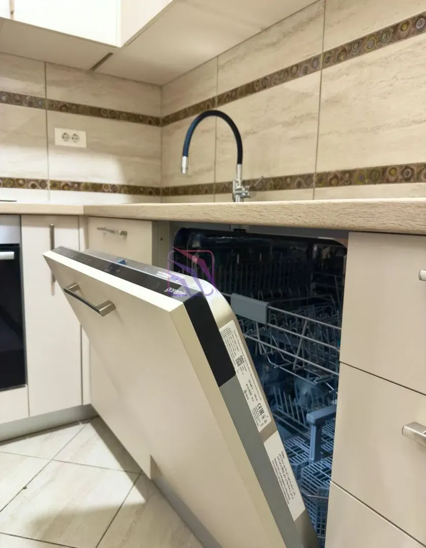 Prodaja, jednosoban stan, 50m², Centar, Podgorica