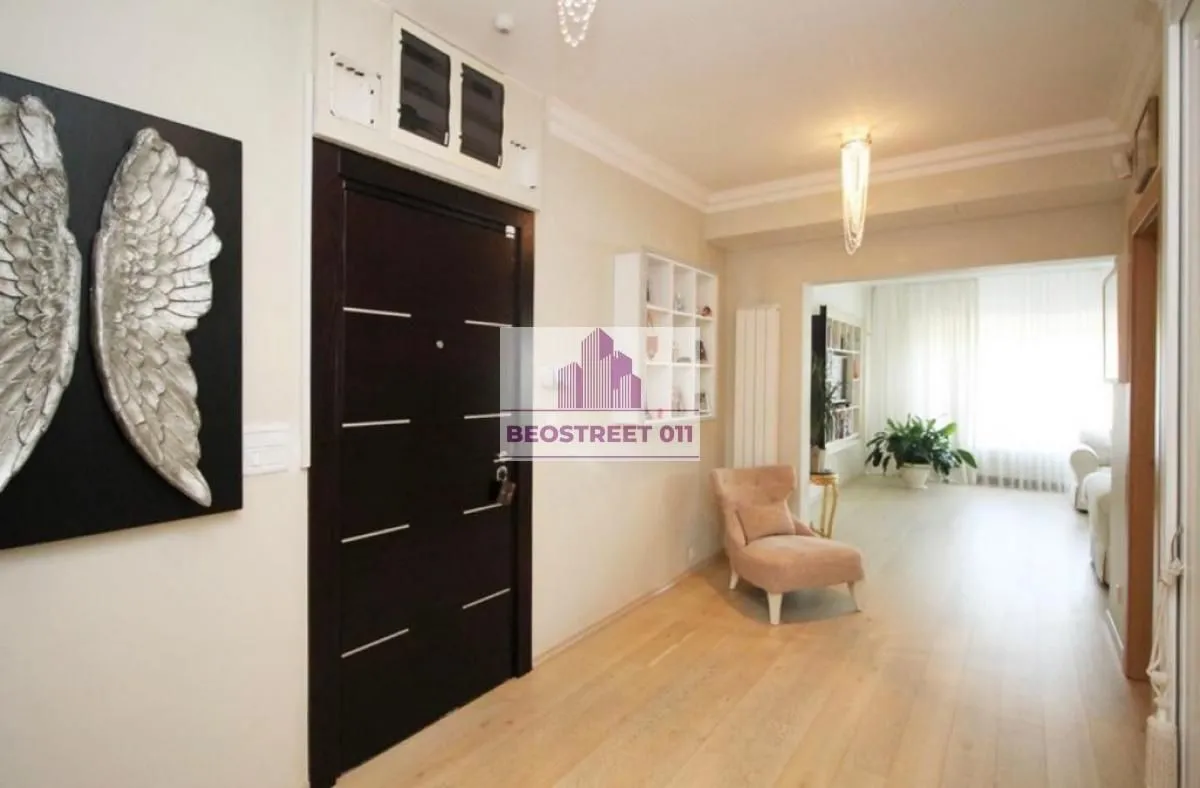 Izdavanje, stan, 146m², Dedinje Sve Podlokacije, Beograd