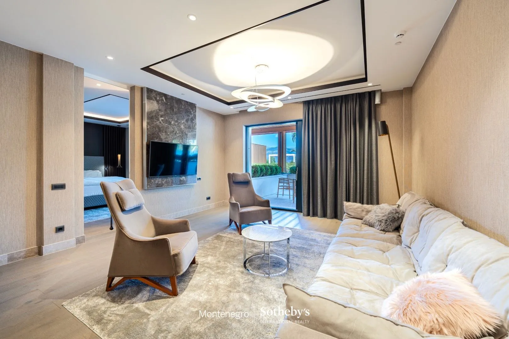 Prodaja, dvosoban stan, 300m², Đuraševići, Tivat