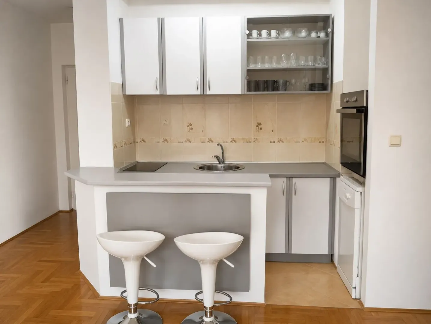 Prodaja, jednosoban stan, 40m², Babilonija, Budva