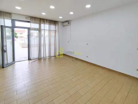 Izdavanje, poslovni prostor, 31m², Podgorica, Crna Gora - image 3