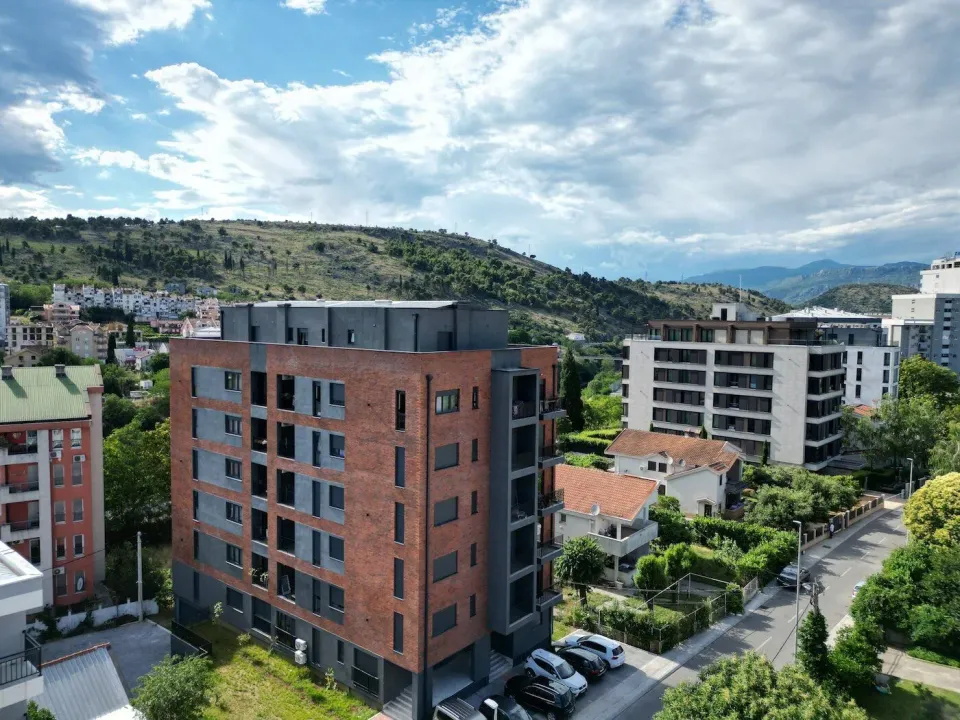 Sale, four bedroom apartment, 300m², Vezirov Most, Podgorica
