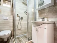 Izdavanje, garsonjera, 20m², Budva, Crna Gora - image 6