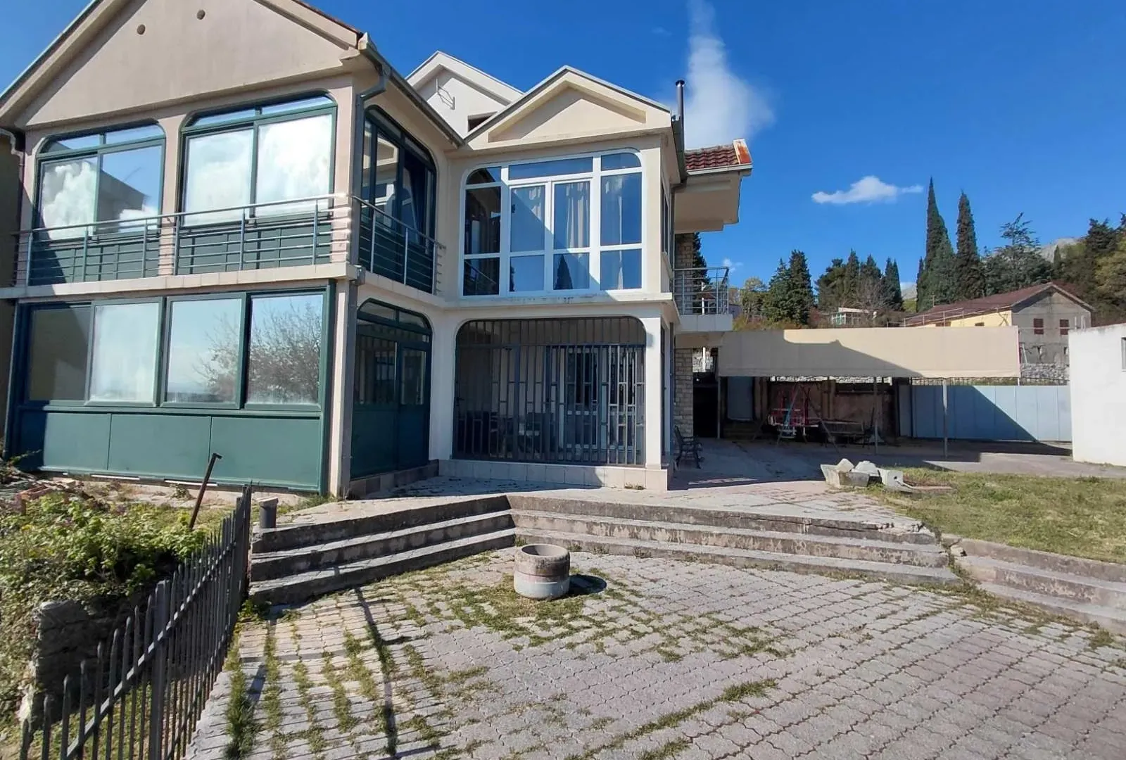 Prodaja, kuća, 200m², Doljani, Podgorica