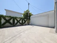 Rent, house, 215m², Drac, Podgorica - image 21