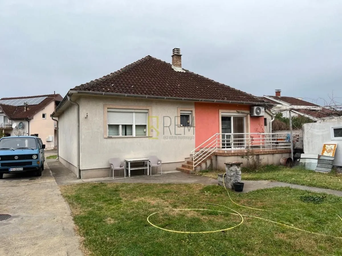 Prodaja, kuća, 183m², Tološi, Podgorica