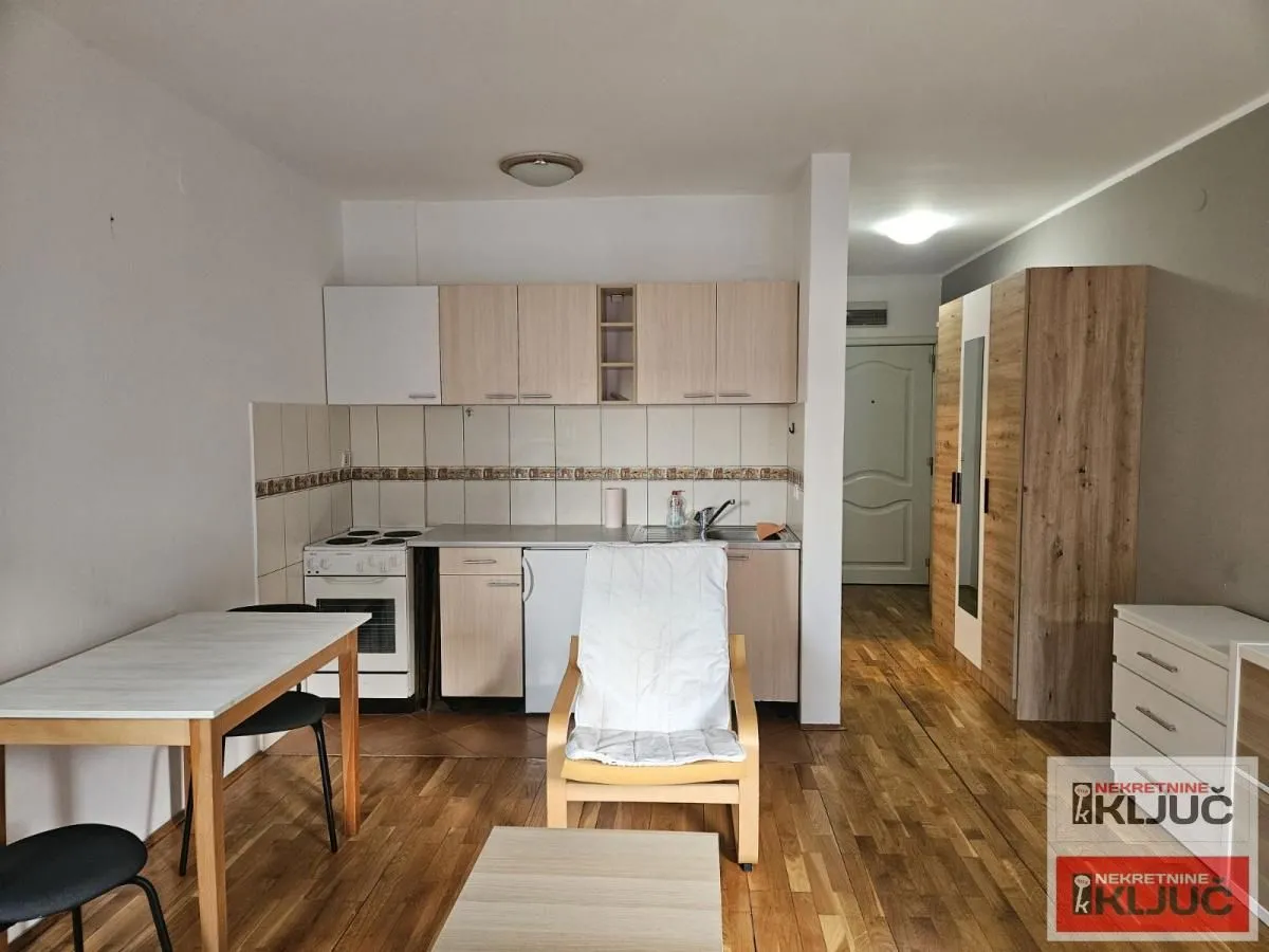 Rent, studio apartment, 28m², Spens, Novi Sad Sve Podlokacije