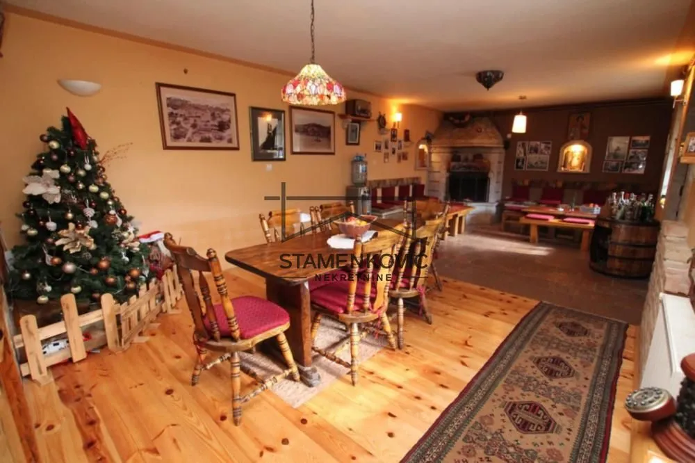 Prodaja, kuća, 302m², Herceg Novi, Crna Gora