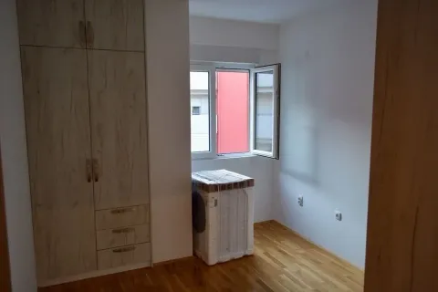 Prodaja, jednosoban stan, 41m², Ljubović, Podgorica - image 7