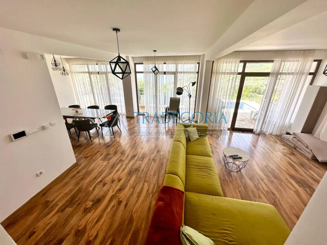 Prodaja, kuća, 366m², Utjeha, Ulcinj