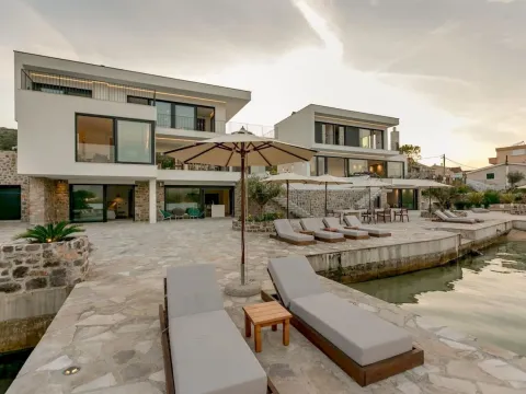 Rent, house, 676m², Đuraševići, Tivat - image 29