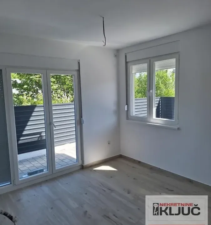 Prodaja, jednosoban stan, 32m², Adice, Novi Sad Sve Podlokacije