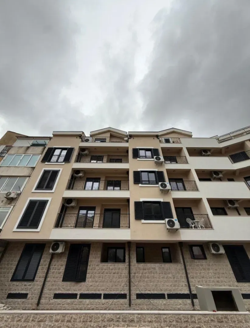 Prodaja, dvosoban stan, 53m², Budva, Crna Gora