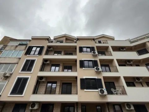 Prodaja, dvosoban stan, 53m², Budva, Crna Gora - image 1