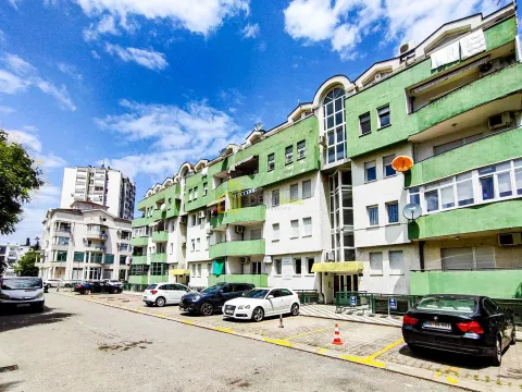 Prodaja, trosoban stan, 92m², Preko Morače, Podgorica - image 2