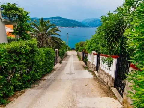 Prodaja, kuća, 218m², Tivat, Crna Gora - image 8