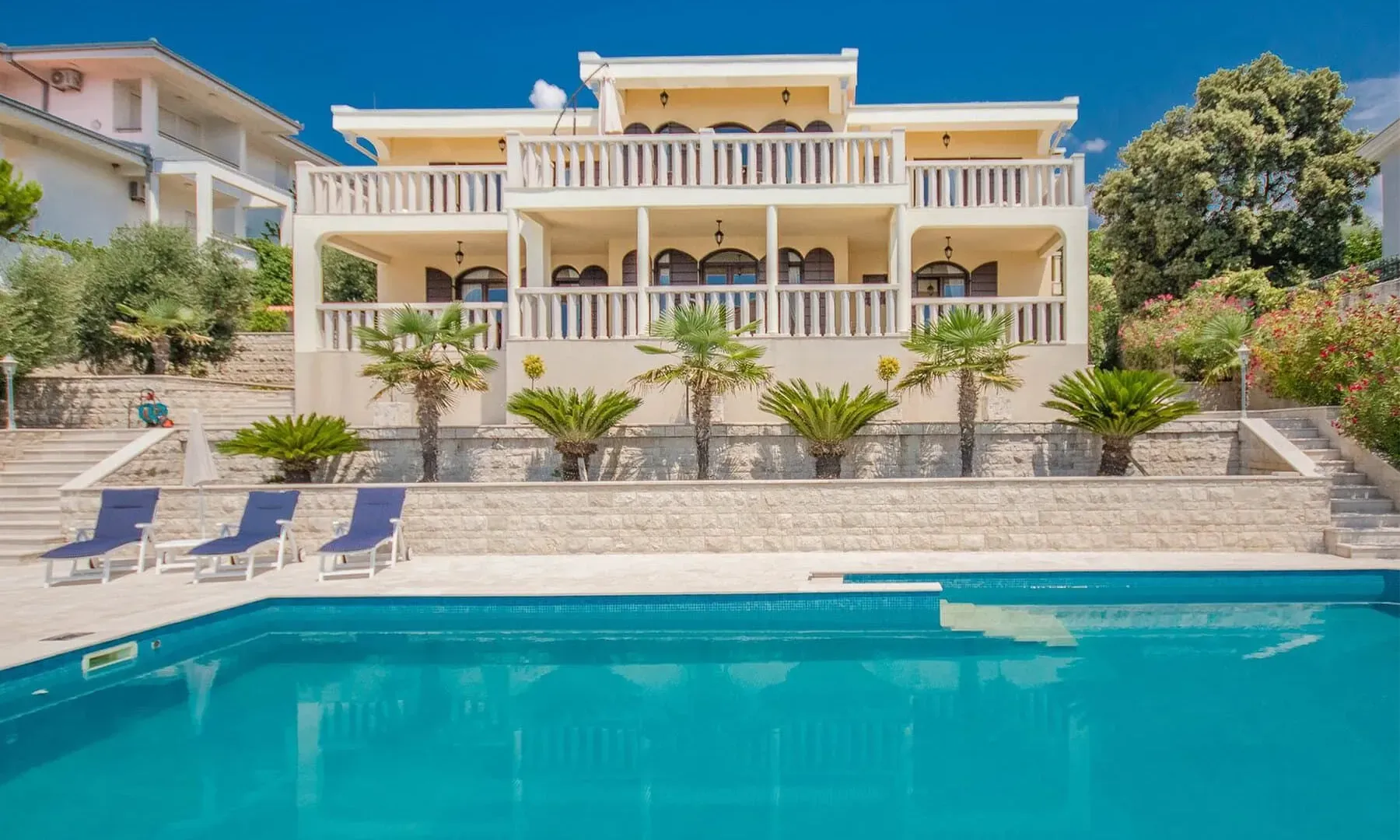 Sale, house, 524m², Utjeha, Bar