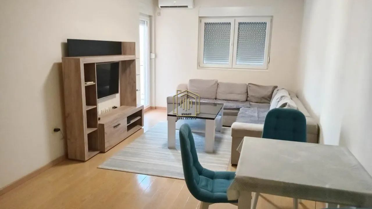 Izdavanje, jednosoban stan, 46m², City Kvart, Podgorica