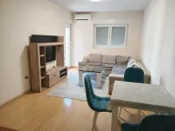 Izdavanje, jednosoban stan, 46m², City Kvart, Podgorica - image 1