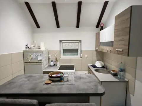 Prodaja, kuća, 78m², Čortanovci, Inđija - image 8