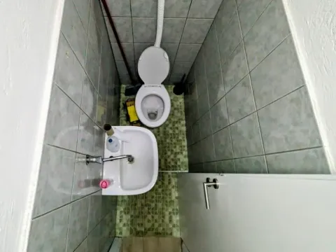 Izdavanje, poslovni prostor, 50m², Centar, Podgorica - image 7