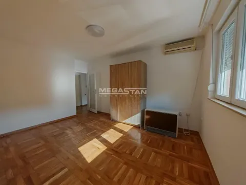 Izdavanje, jednosoban stan, 33m², Brace Jerković, Voždovac Sve Podlokacije - image 3