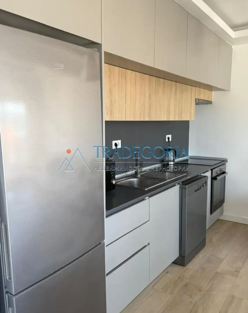 Prodaja, dvosoban stan, 70m², Tivat, Crna Gora
