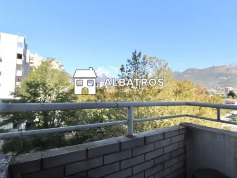 Izdavanje, jednosoban stan, 50m², Centar, Bar - image 10