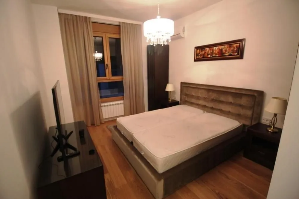 Rent, two bedroom apartment, 67m², Novi Beograd Sve Podlokacije, Beograd