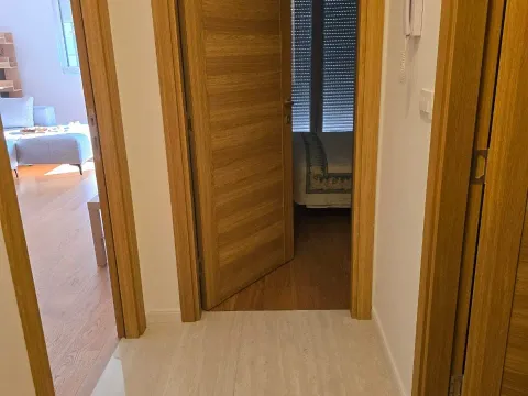 Rent, one bedroom apartment, 48m², New City, Podgorica - image 9