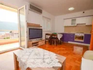 Sale, two bedroom apartment, 72m², Đenovići, Herceg Novi - image 1