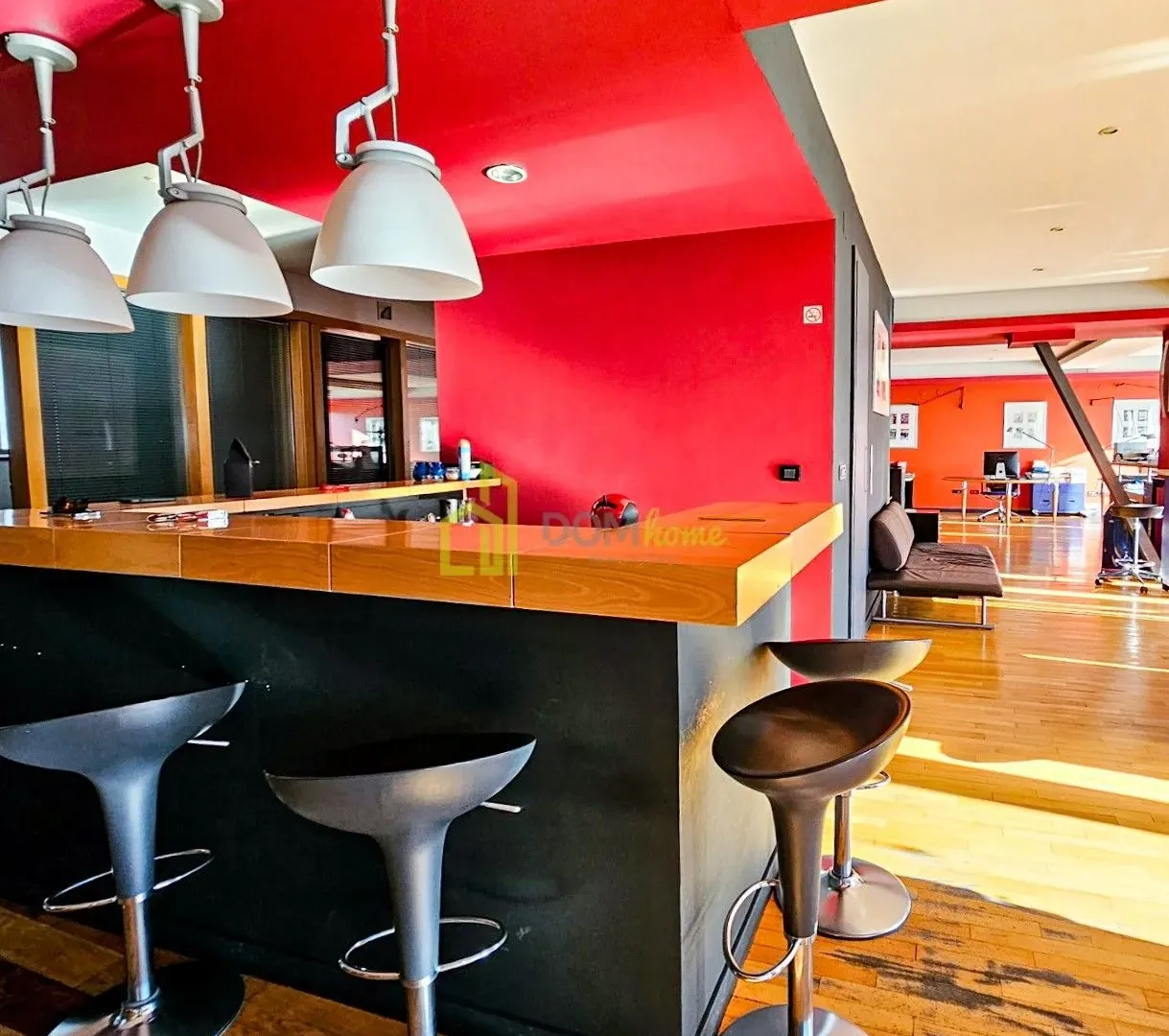 Izdavanje, poslovni prostor, 222m², Centar, Podgorica