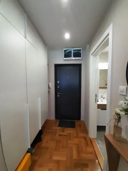 Rent, two bedroom apartment, 72m², Bulevar, Niš