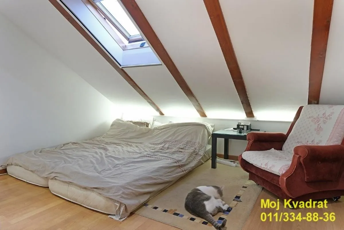 Sale, four bedroom apartment, 104m², Stari Grad, Beograd