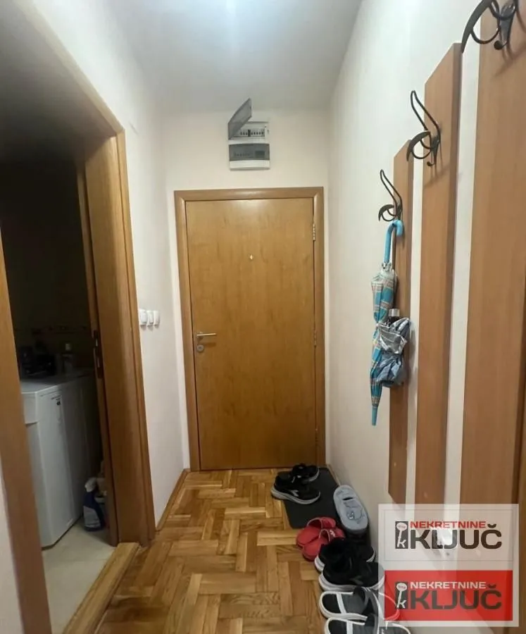 Izdavanje, jednosoban stan, 35m², Nova Detelinara, Novi Sad Sve Podlokacije