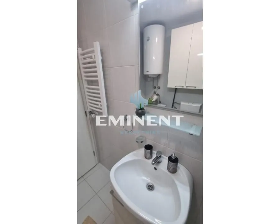 Rent, two bedroom apartment, 42m², Novi Beograd Blok 72, Novi Beograd Sve Podlokacije