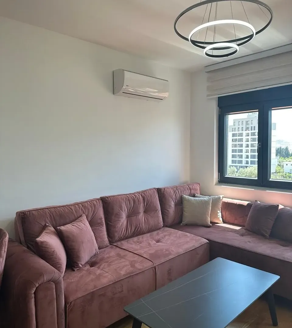 Izdavanje, jednosoban stan, 44m², Ilino, Bar