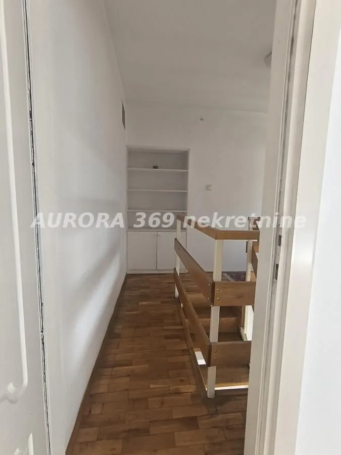 Prodaja, dvosoban stan, 75m², Vračar Hram, Vračar Sve Podlokacije