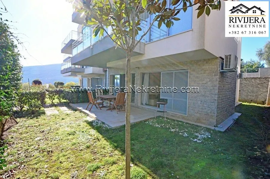 Prodaja, dvosoban stan, 73m², Đenovići, Herceg Novi