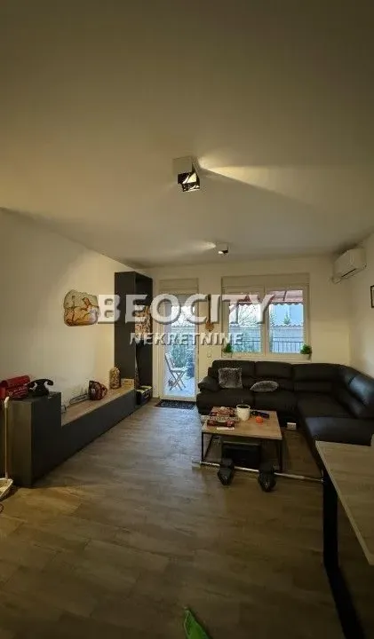 Sale, two bedroom apartment, 57m², Novi Banovci, Stara Pazova