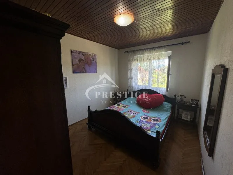 Sale, five bedroom apartment, 191m², Tološi, Podgorica