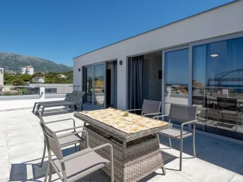 Prodaja, kuća, 272m², Utjeha, Bar - image 10